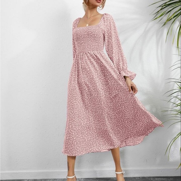 Pink Floral Belle Sleeve Maxi Dress - Picture 4 of 4